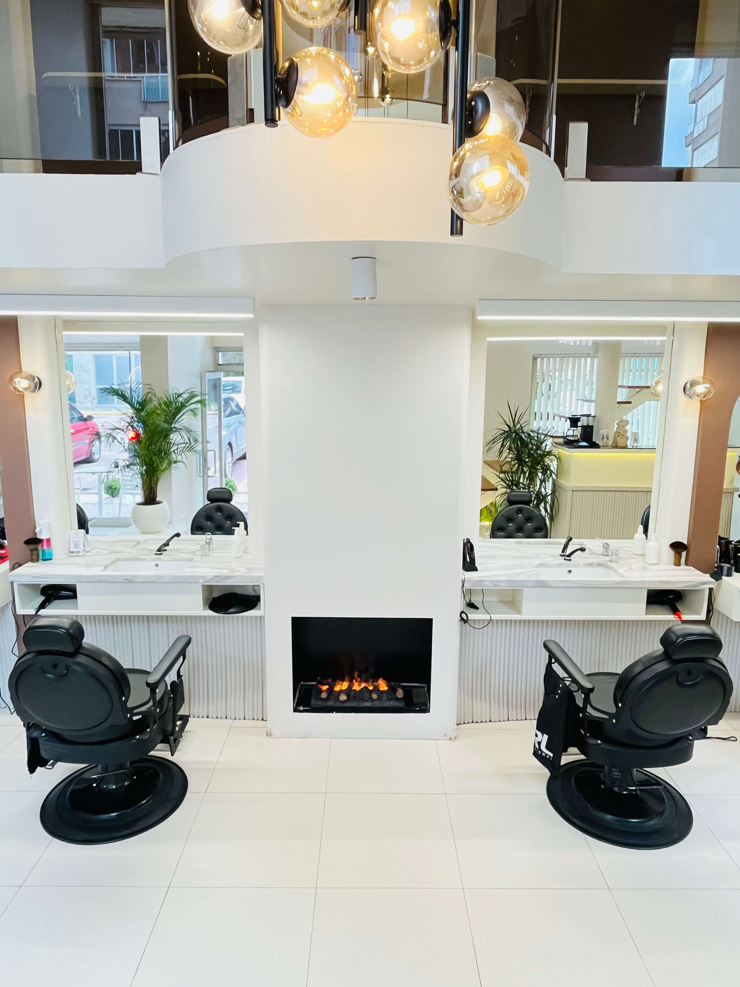 Salon